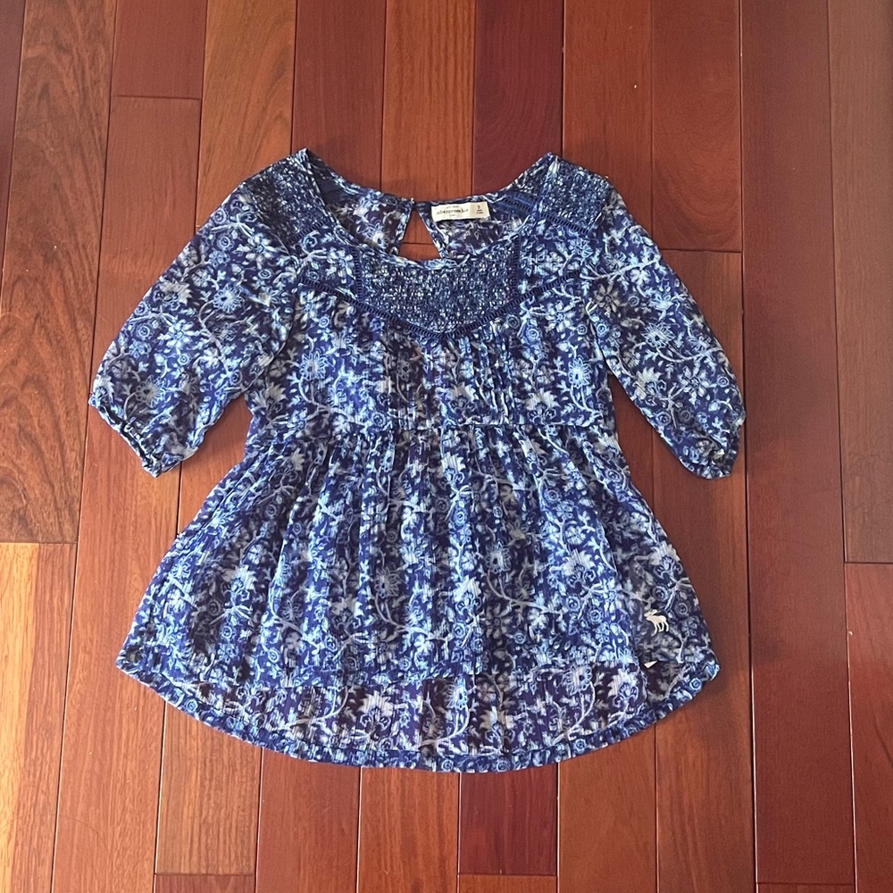 Abercrombie & Fitch Bohemian style top